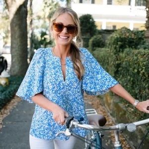 Tuckernuck x Cameran Eubanks Blooms on Broad Finley Flutter Sleeve Top, XS, NWT